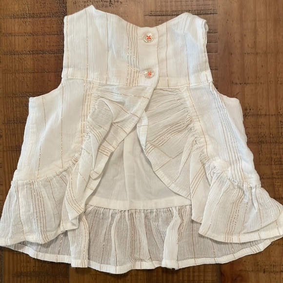 0-3M Baby Oshkosh bgosh white and gold top - Picture 3 of 3
